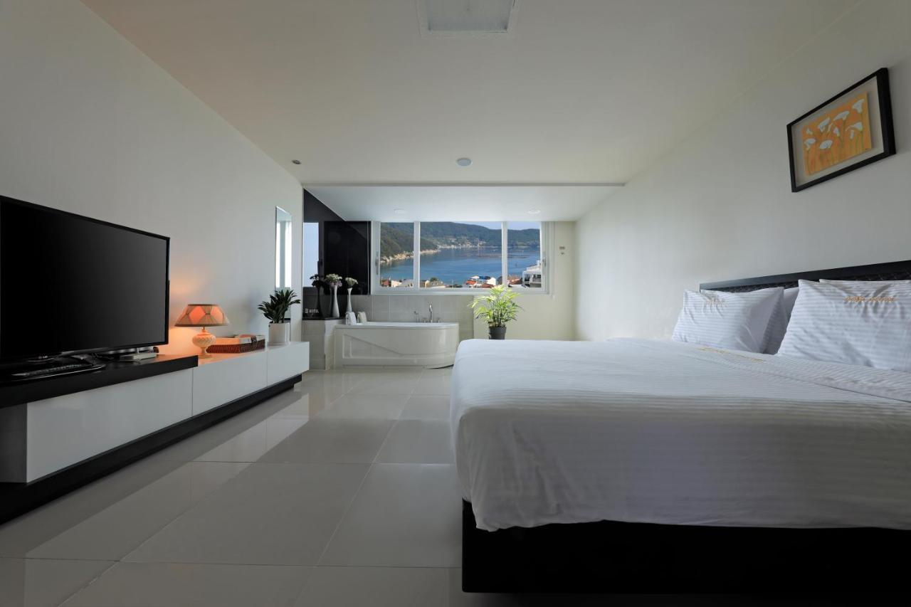 Doya Hotel Geoje Exteriör bild