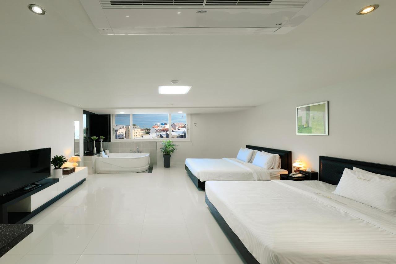 Doya Hotel Geoje Exteriör bild