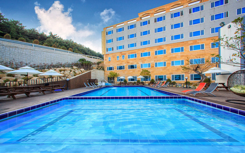 Doya Hotel Geoje Exteriör bild